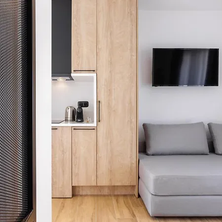 Kentro Luxury Apartment