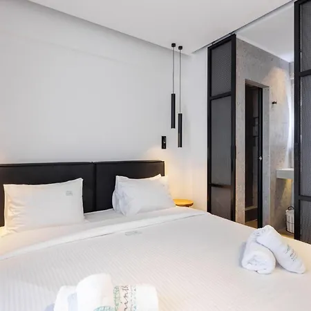 Kentro Luxury Apartment Hanioti