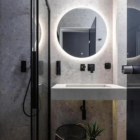 Kentro Luxury