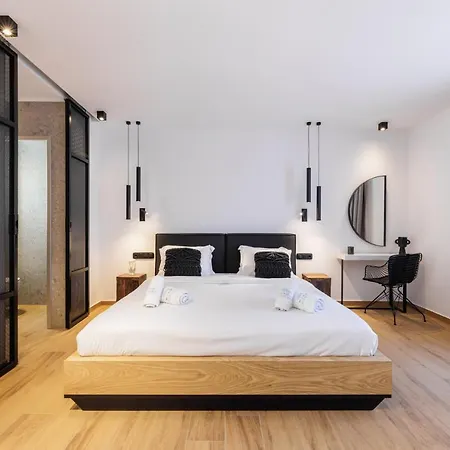 Kentro Luxury *