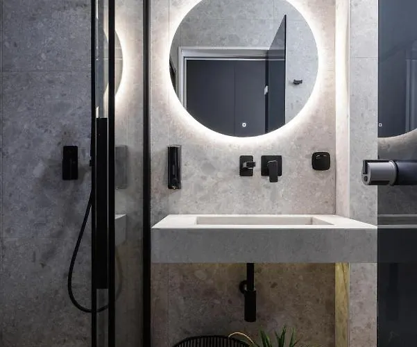 Kentro Luxury