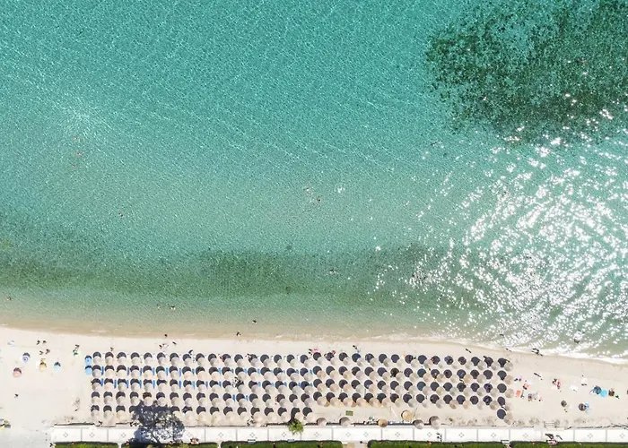 Kentro Luxury 公寓